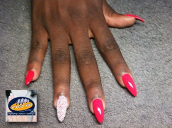 Acrylnagels (verschil Acryl/Gel) Nagelstudio Nails Rotterdam